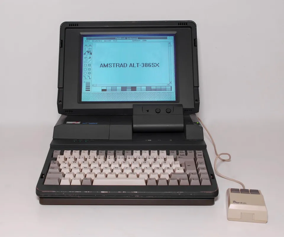 Amstrad Computer ALT286 ALT386 ordinateur portable 1990