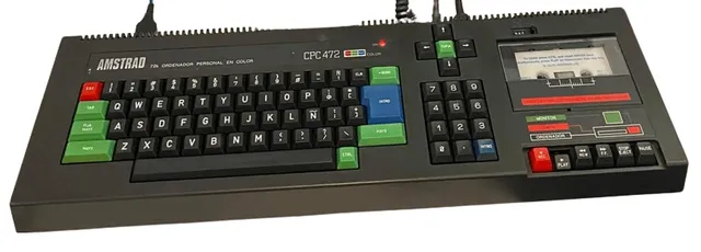Amstrad CPC472 ordinateur personnel 72K 1985