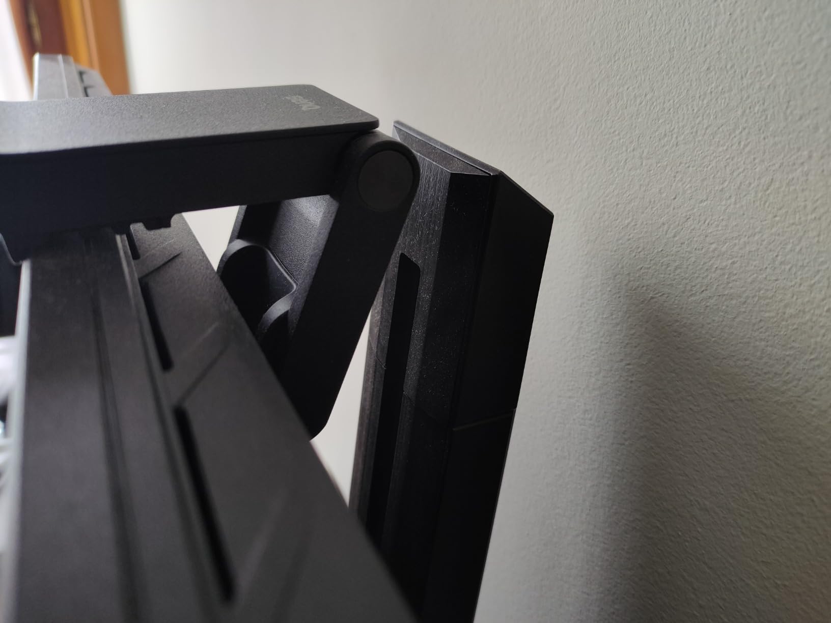 BenQ ScreenBar Pro barre écran LED argenté anti-reflet
