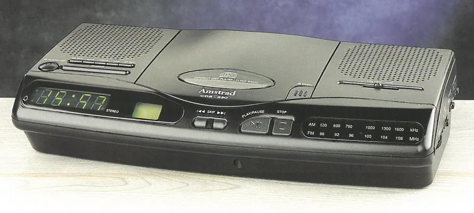 Amstrad CDR250 radio-réveil CD gamme Clock Radio
