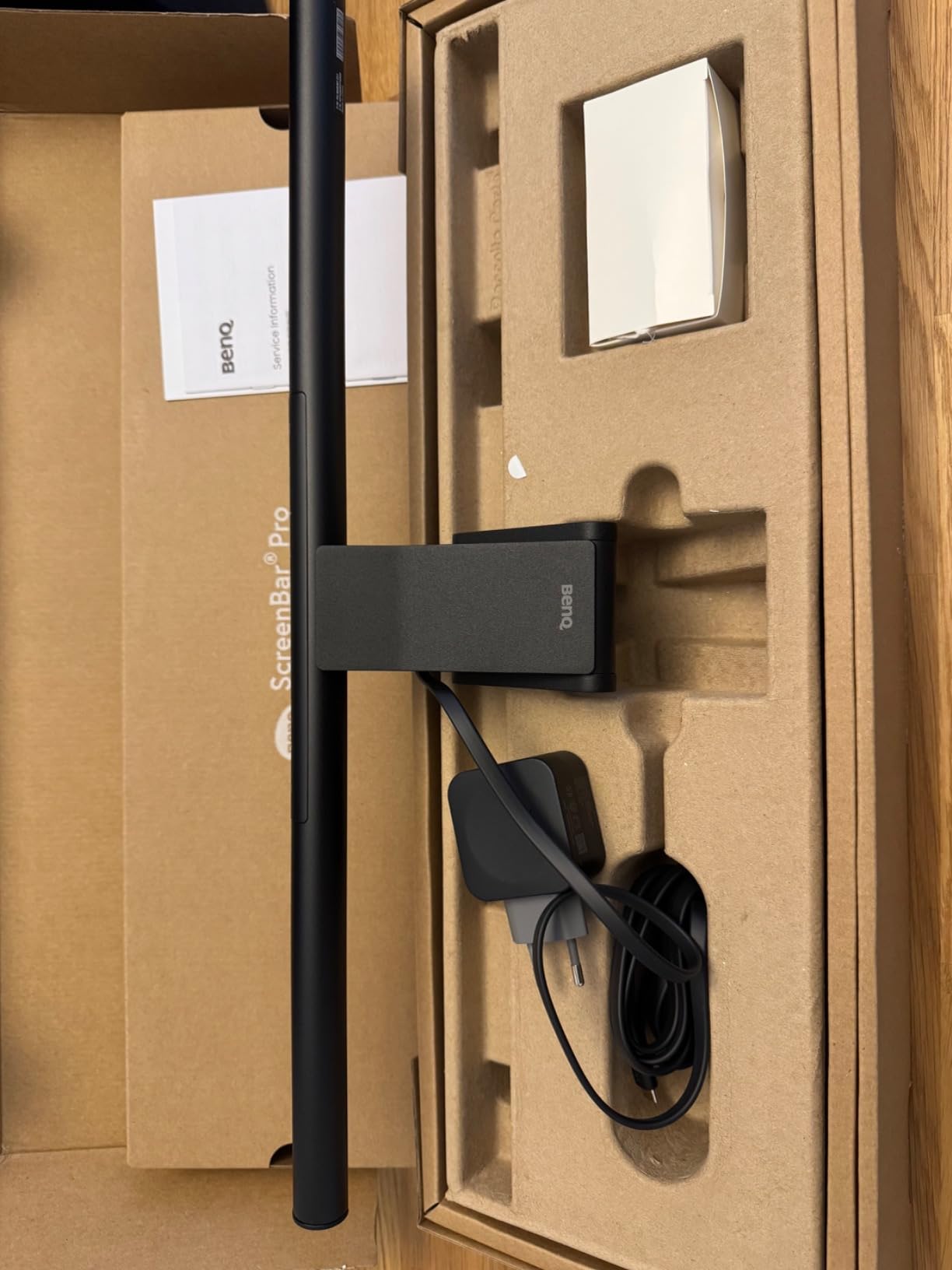 BenQ ScreenBar Pro barre écran LED argenté anti-reflet