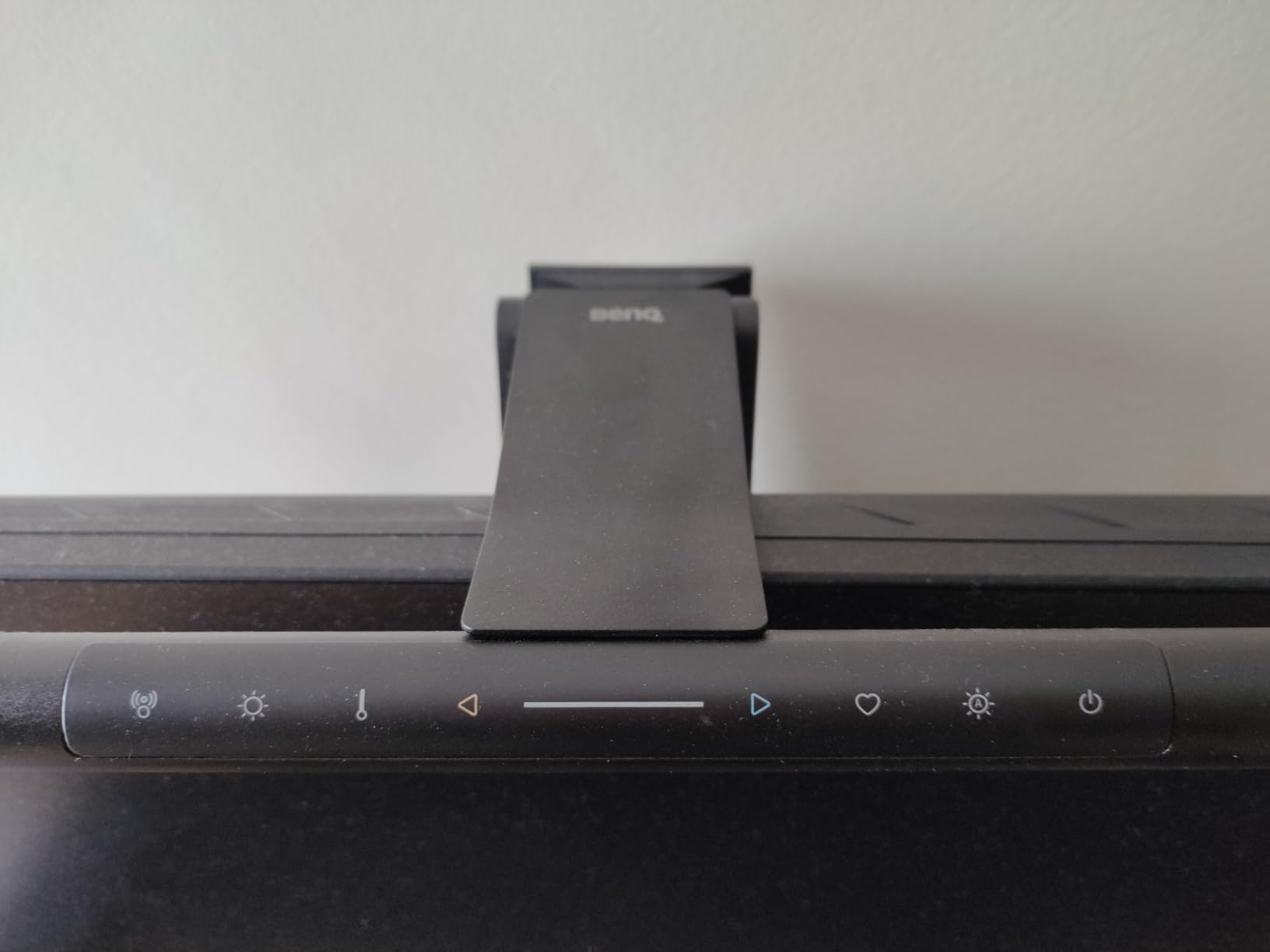 BenQ ScreenBar Pro barre écran LED argenté anti-reflet